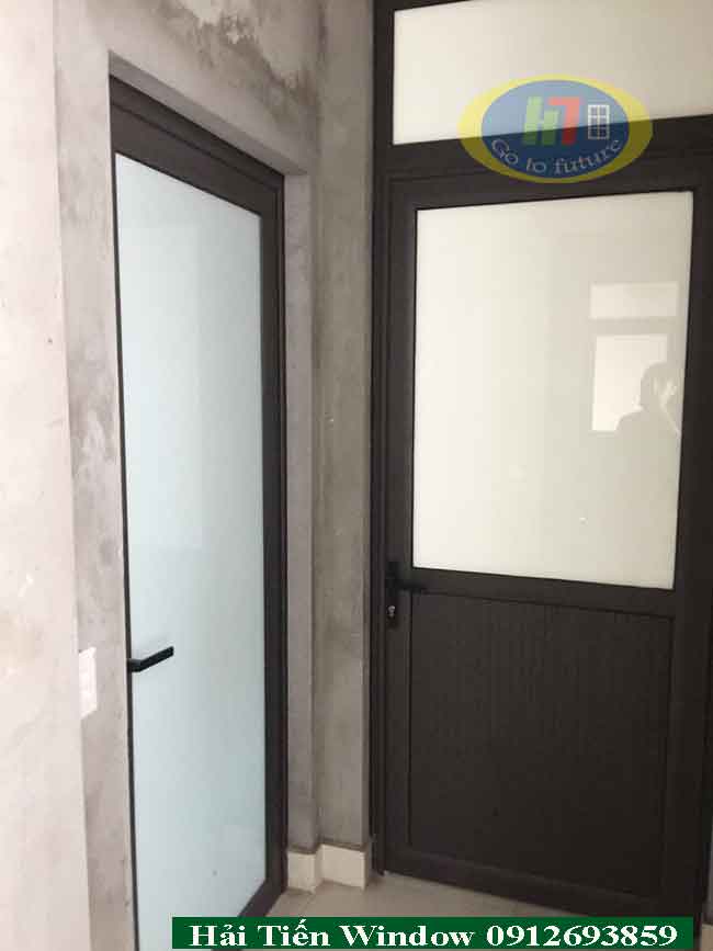 Cửa nhôm kính nhà tắm thi công tại đường Chiến Thắng, Hà Đông