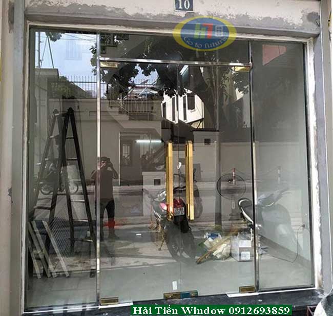 Mẫu cửa kính cường lực giá rẻ tại Hà Đông
