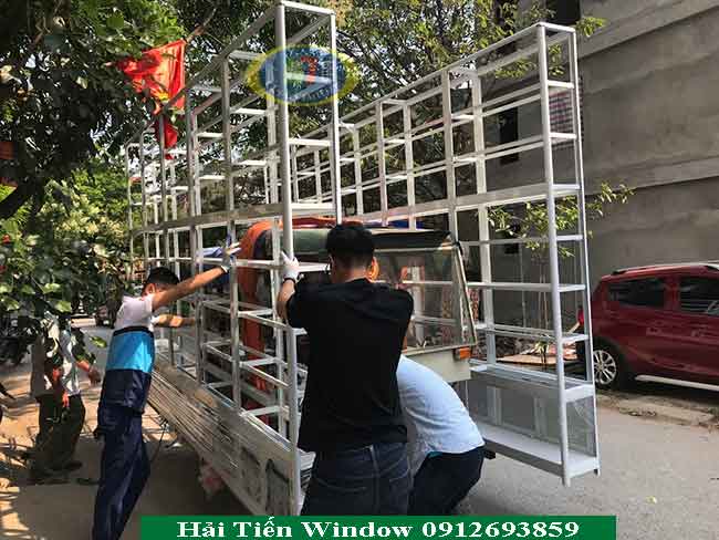 Tủ quầy thuốc nhôm kính thi công tại Hòai Đức