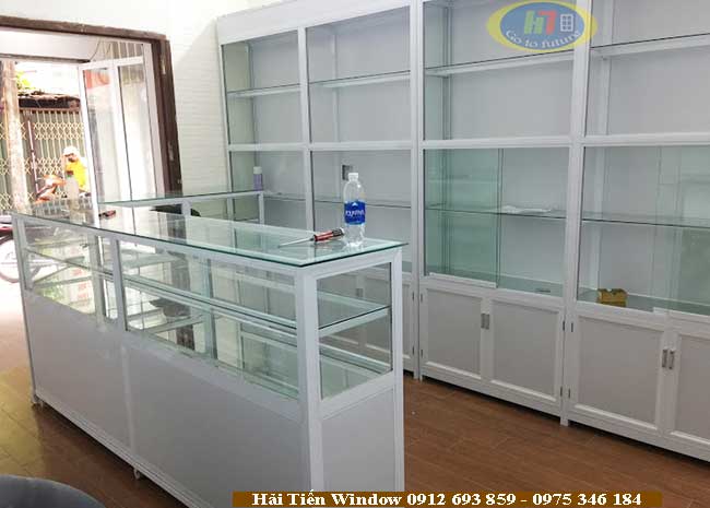 Mẫu tủ thuốc tây nhôm kính quầy thuốc thi công tại Bắc Ninh
