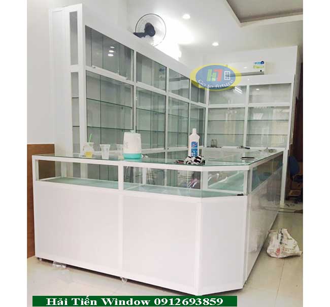 Tủ bán thuốc nhôm kính cao cấp tại Thanh Hà