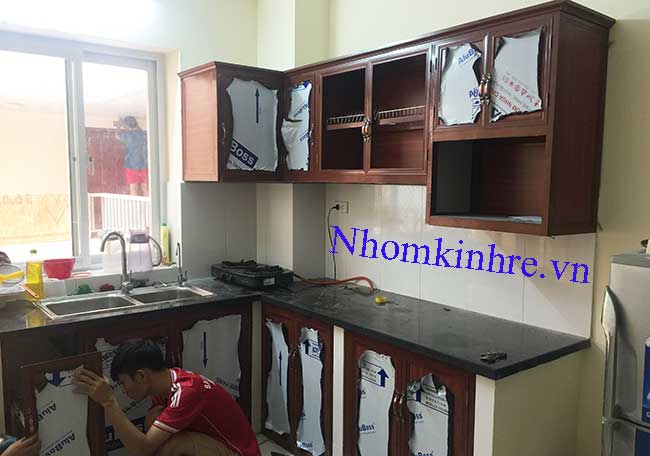 Tủ bếp nhôm vân gỗ thi công tại số nhà 5 ngõ 162 Nguyễn tuân-TX-HN